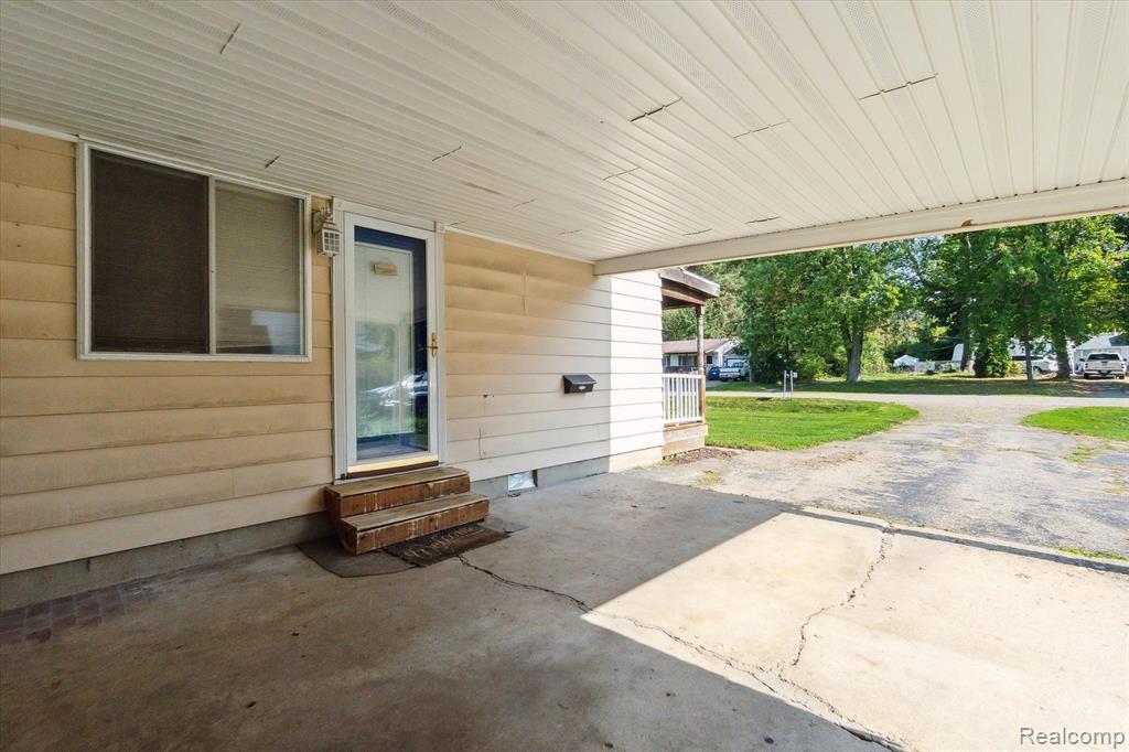 4208 BRISTOLWOOD Drive, Flint, MI 48507 — Photo 23