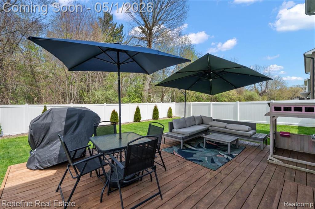 310 Fountain Park Drive, Waterford, MI 48327 — Photo 24