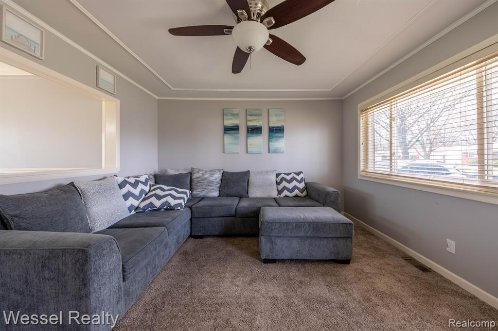 41948 Betley Drive, Sterling Heights, MI 48313 — Photo 8