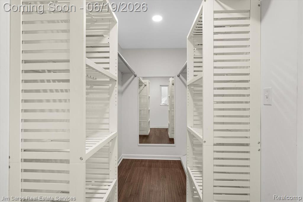 615 Lakepointe Street, Grosse Pointe, MI 48230 — Photo 17