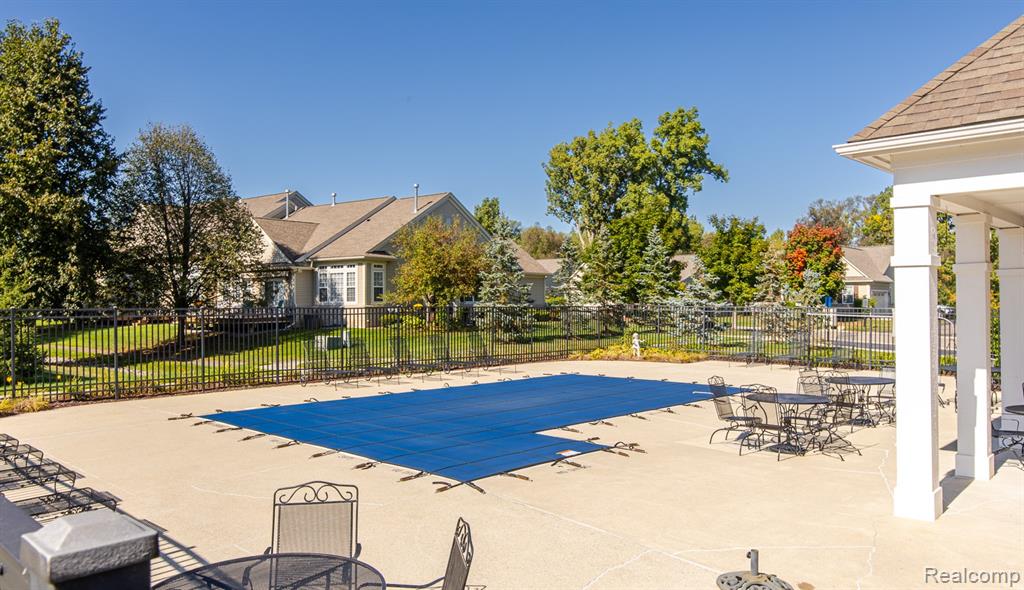 5710 Pinecroft Court, Clarkston, MI — Photo 42