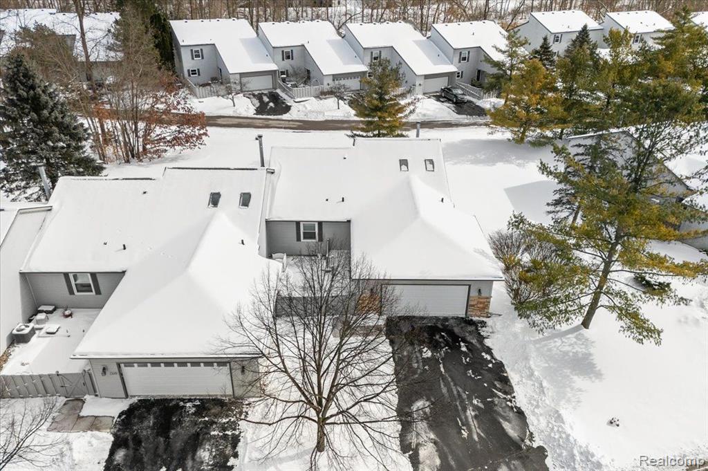 7530 RADCLIFFE, Brighton, MI 48114 — Photo 34