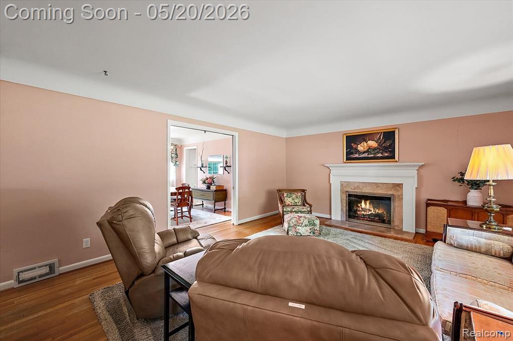 28416 Westerleigh Road, Farmington, MI 48334 — Photo 8