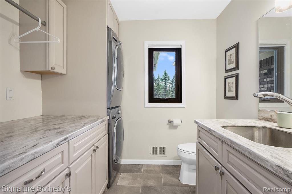 840 Eager Road, Howell, MI 48843 — Photo 21