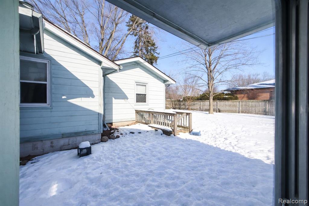 5336 Mansfield Avenue, Sterling Heights, MI 48310 — Photo 24