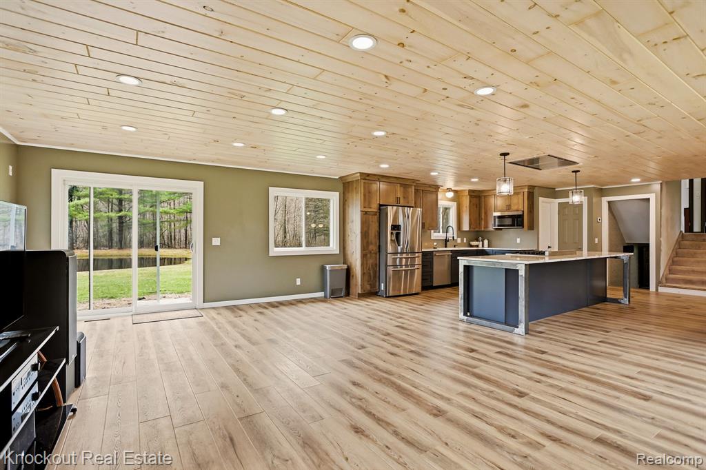 3467 Pebble Creek Drive, Vassar, MI 48768 — Photo 15