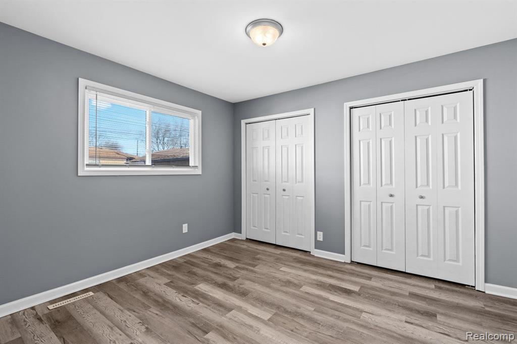 8241 KALTZ, Center Line, MI 48015 — Photo 16