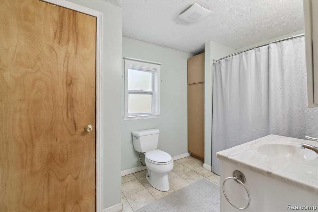 405 Huron Street, Owosso, MI 48867 — Photo 20