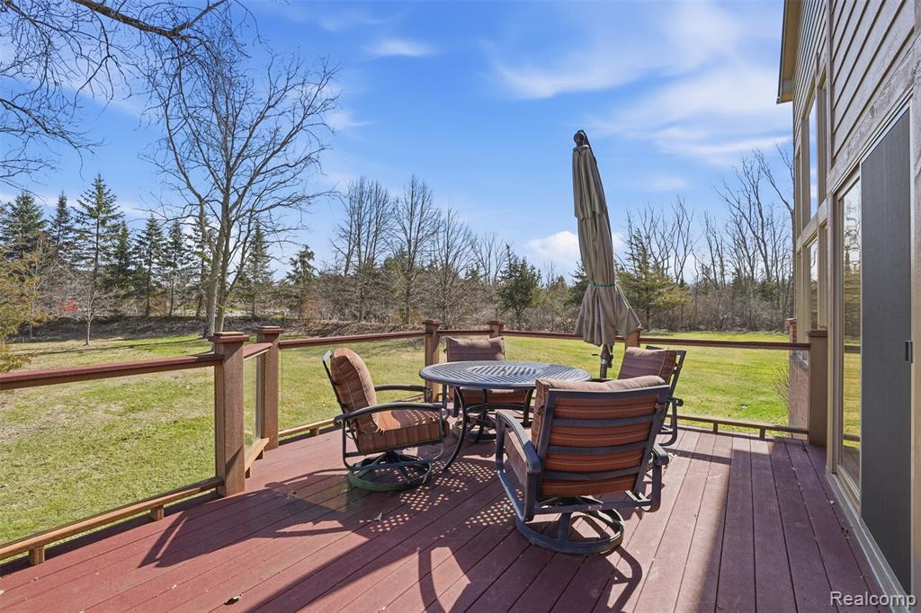 8851 Stoney Creek Drive, South Lyon, MI 48178 — Photo 35