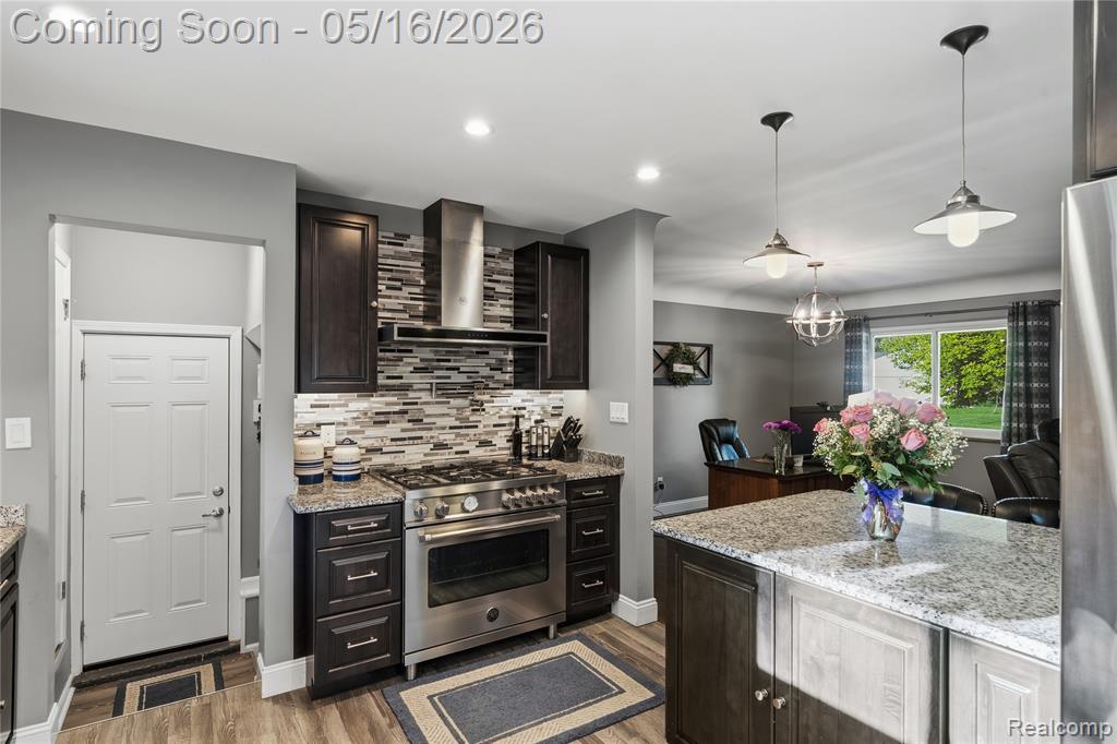 21420 Salisbury Avenue, Grosse Ile, MI 48138 — Photo 12