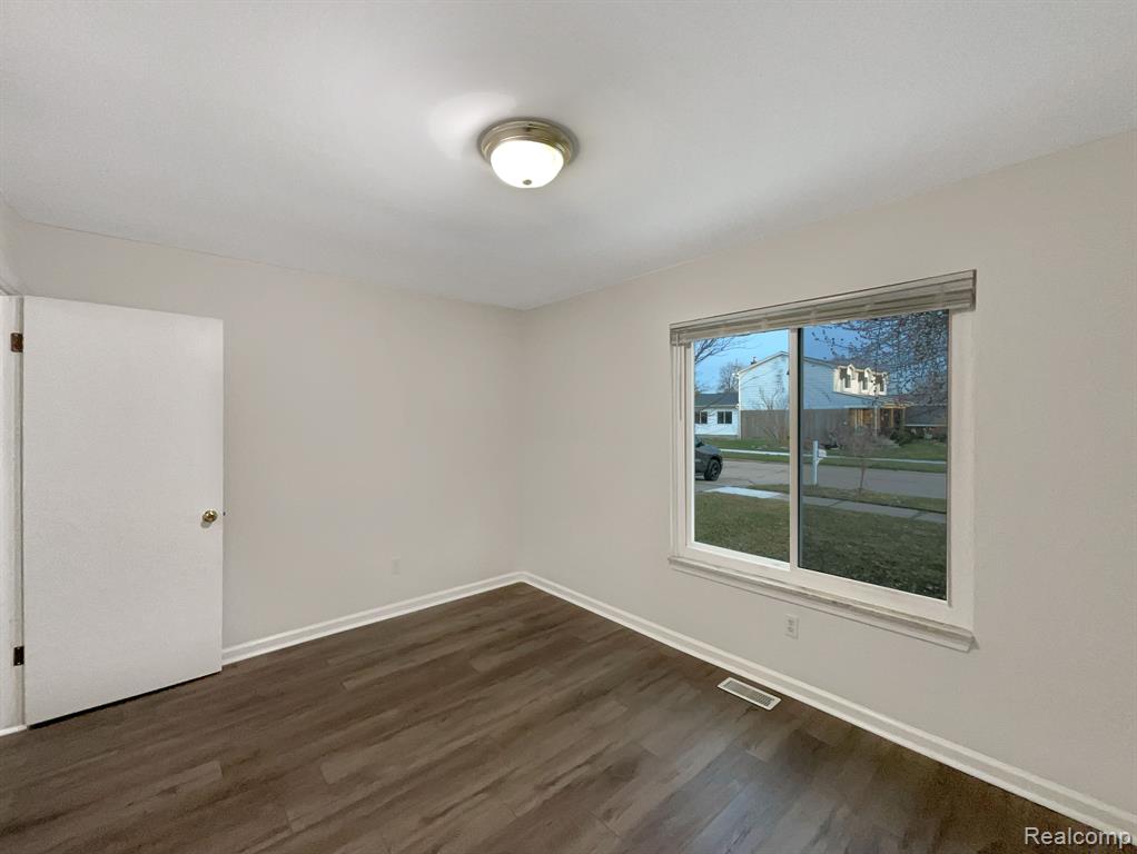 44385 FAIR OAKS Drive, Canton, MI 48187 — Photo 13