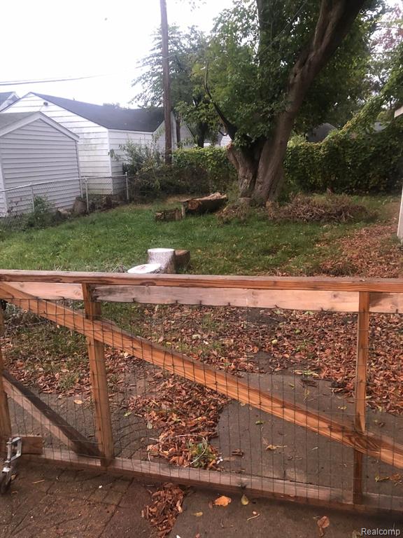 5027 WOODWARD Street, Wayne, MI 48184 — Photo 17