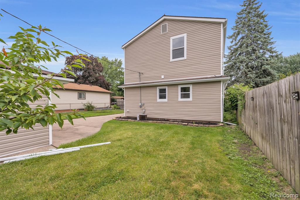 6530 Madison Street, Taylor, MI 48180 — Photo 34
