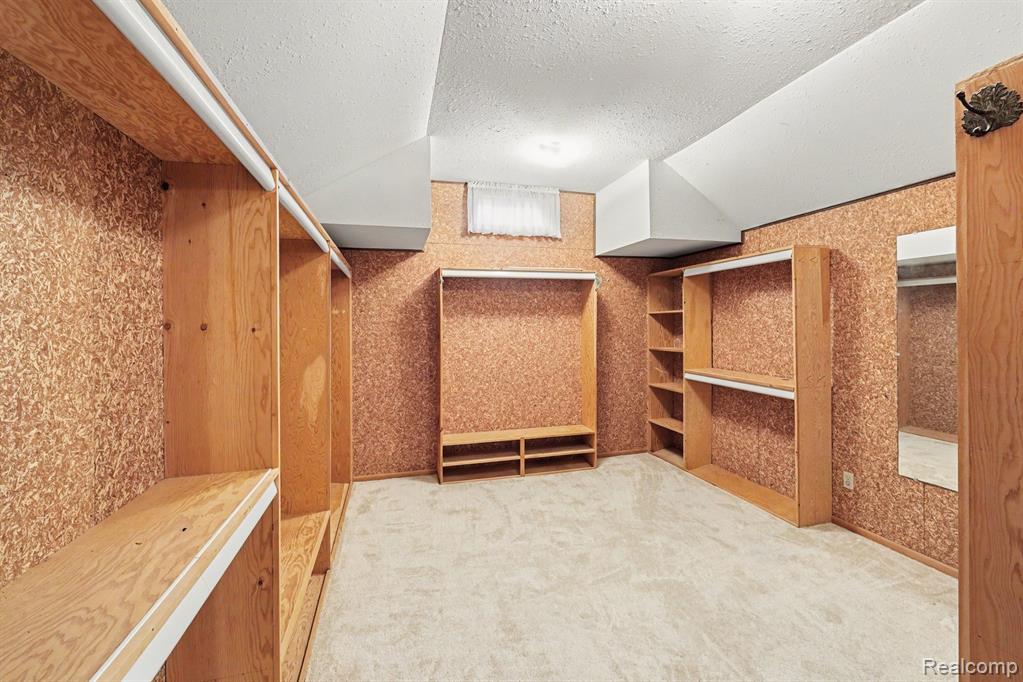 10391 Hills Lane Drive, Goodrich Vlg, MI — Photo 26