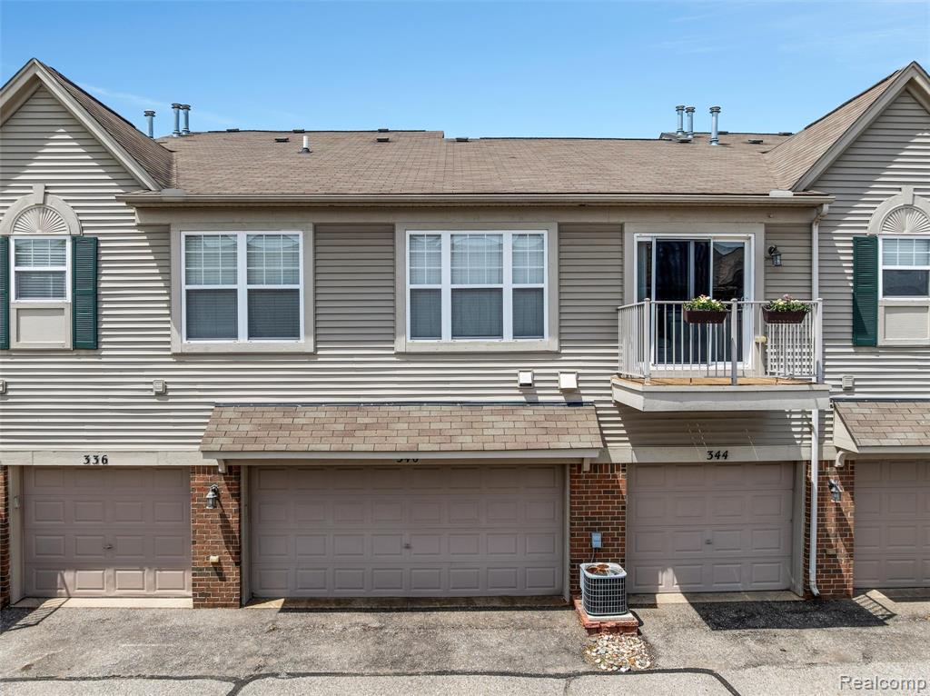 340 N Wixom Road, Wixom, MI 48393 — Photo 20