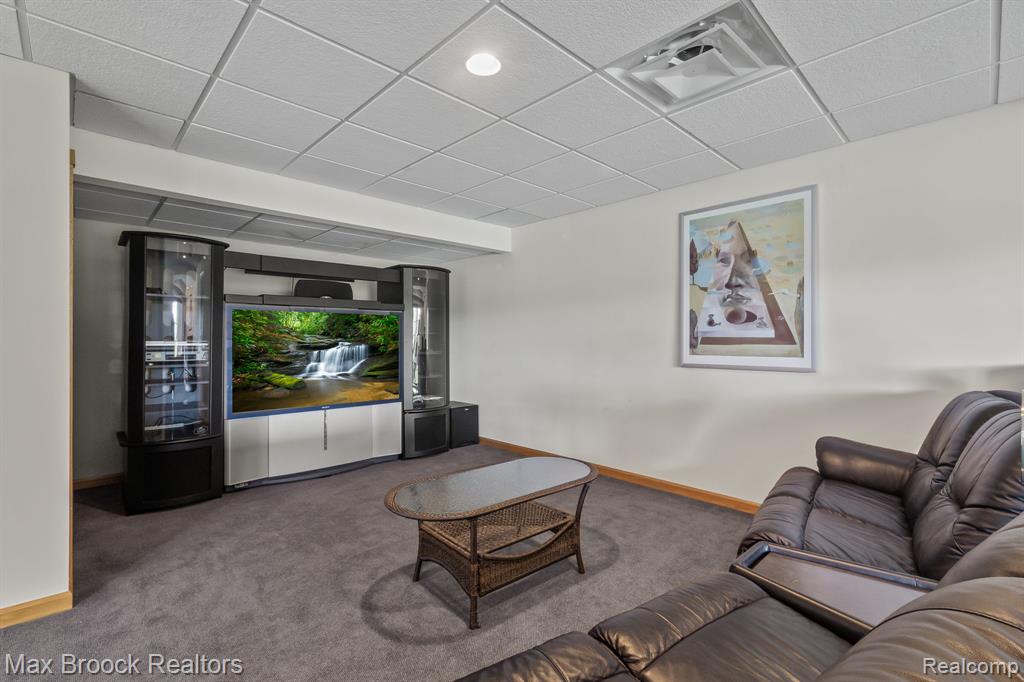 519 Hawksmoore Drive, Clarkston, MI 48348 — Photo 44