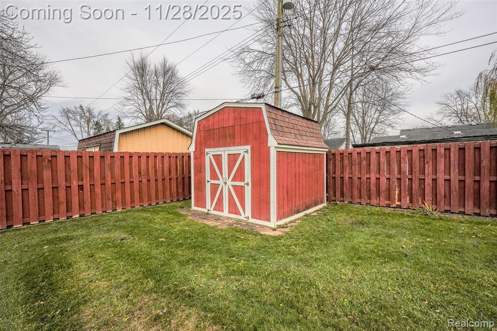 8778 Redwood Drive, Monroe, MI 48162 — Photo 29