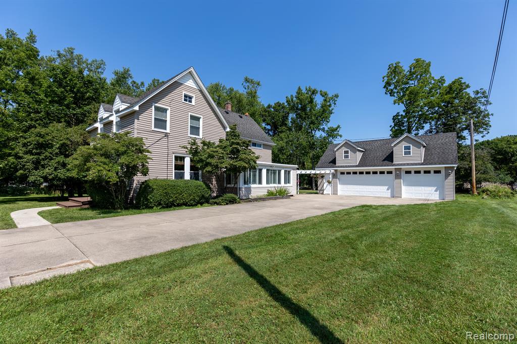 7950 ISLAND Boulevard, Grosse Ile, MI 48138 — Photo 3
