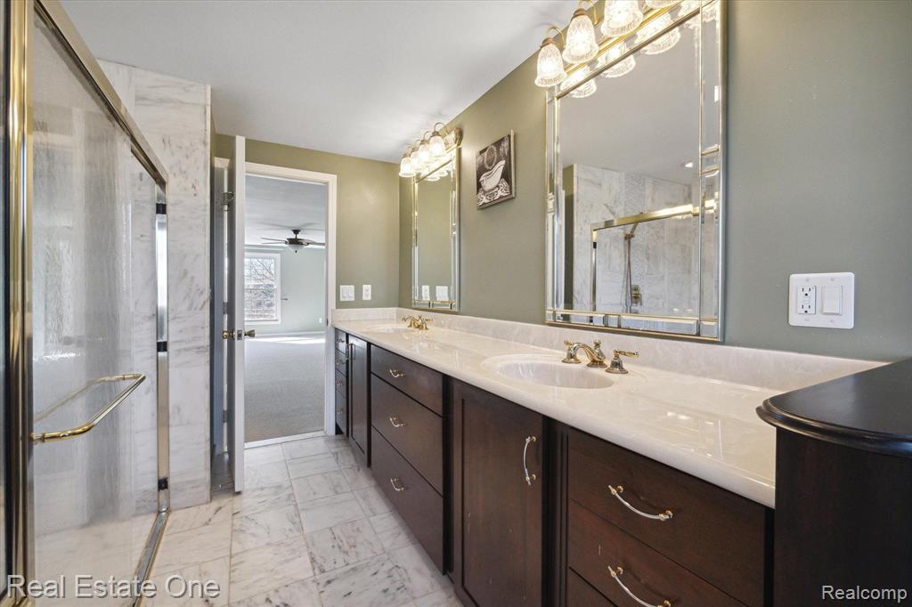 5363 HIGH COURT Way, West Bloomfield, MI 48323 — Photo 38
