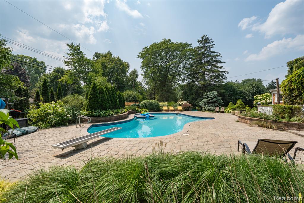 1651 Hoit Tower Drive, Bloomfield, MI 48302 — Photo 32