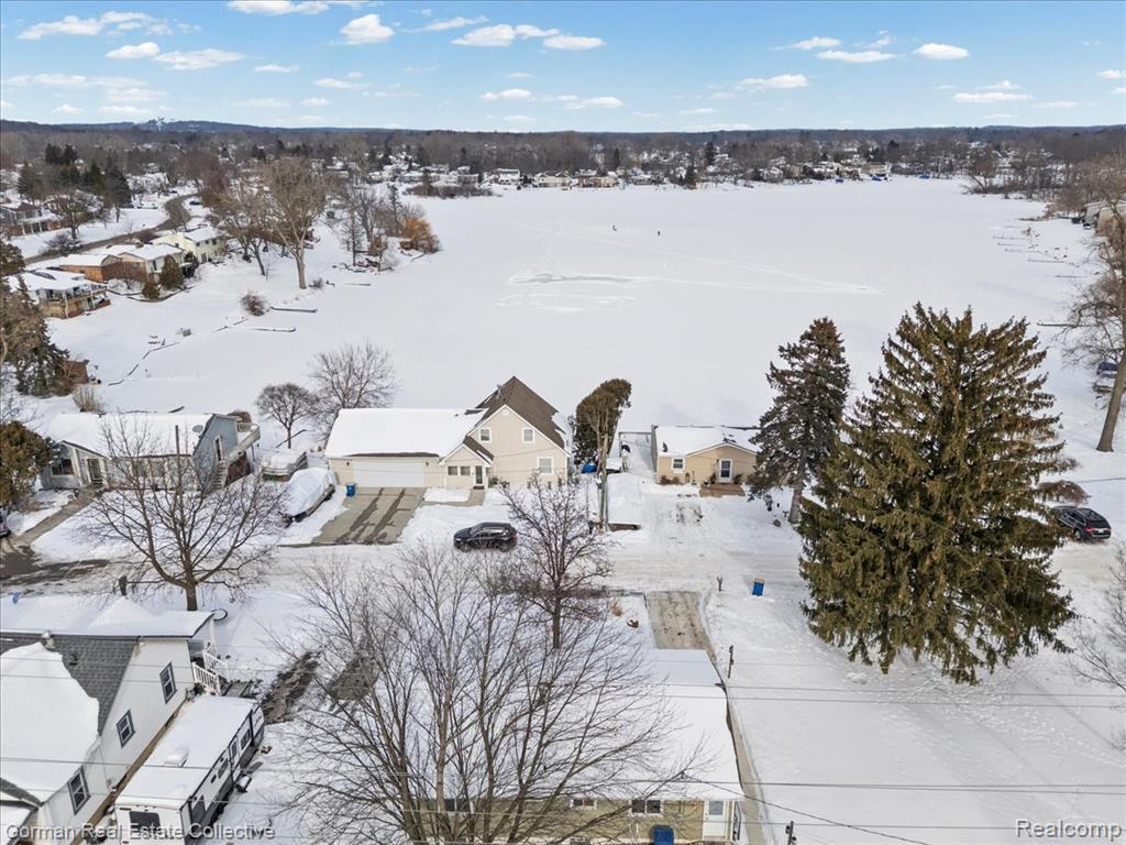 5165 Eagle Lake Drive, Waterford, MI 48329 — Photo 3