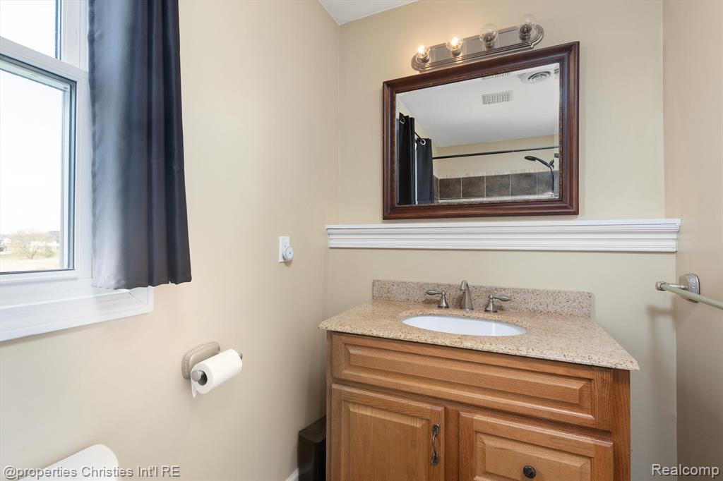 49730 8 MILE Road, Northville, MI 48167 — Photo 38