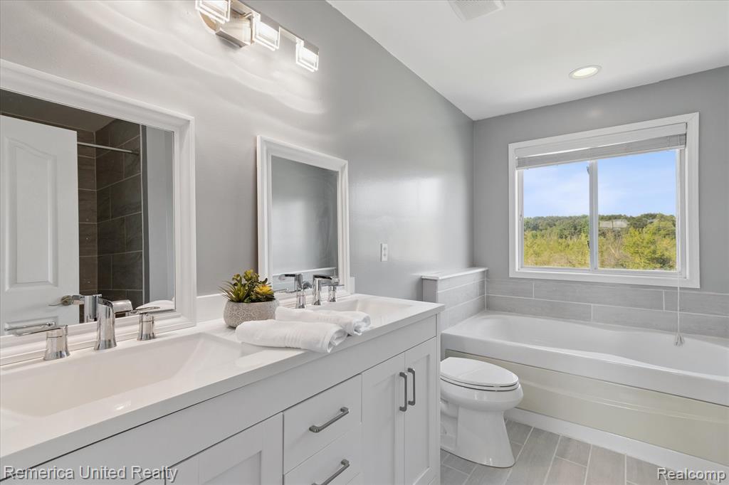 8474 Baudine Road, Pinckney, MI 48169 — Photo 26
