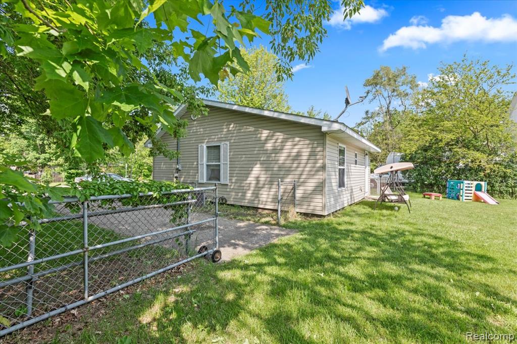 501 Front Street, Holly, MI 48442 — Photo 38