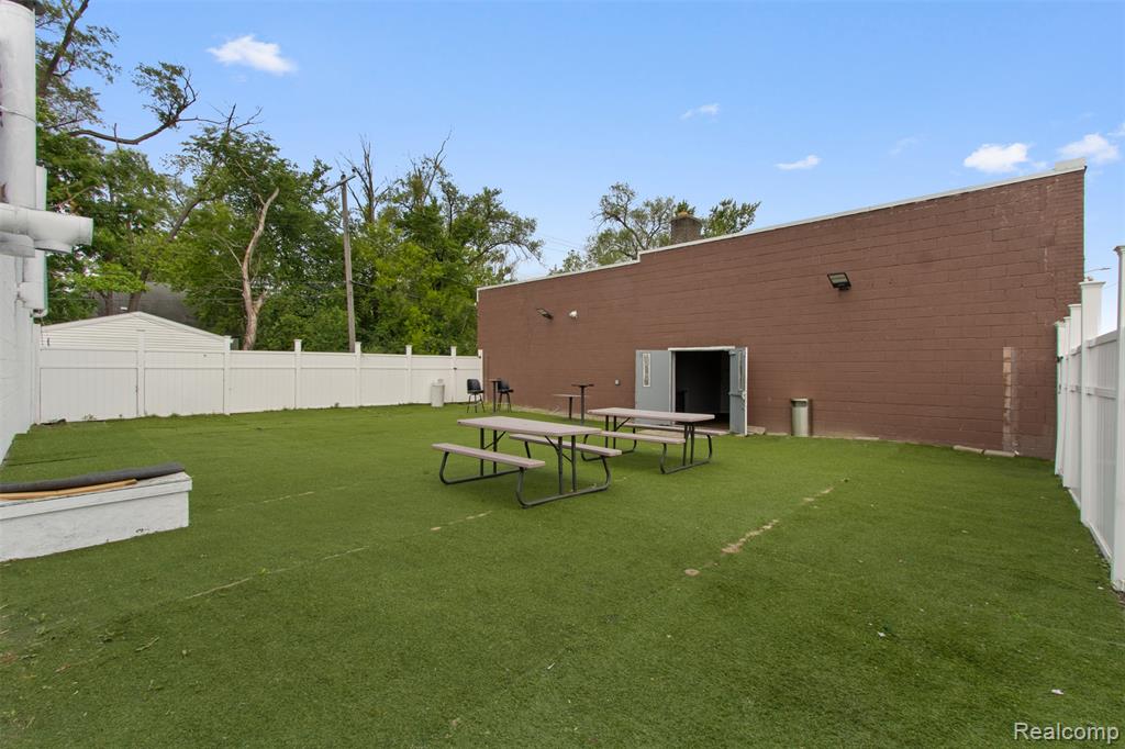 8633 Southfield Road, Detroit, MI 48228 — Photo 18