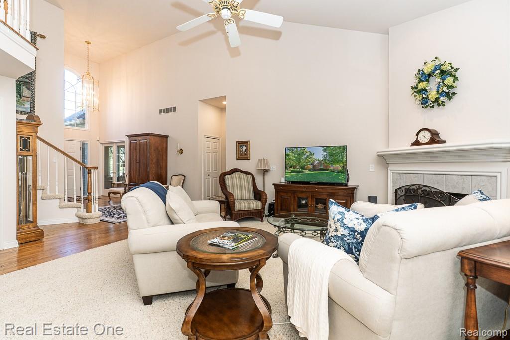 6615 Chatham Circle, Rochester Hills, MI 48306 — Photo 16