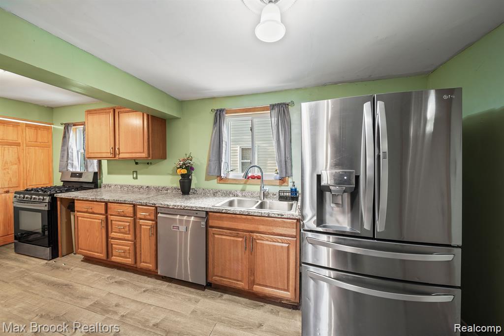 7713 Jackson Street, Taylor, MI 48180 — Photo 5