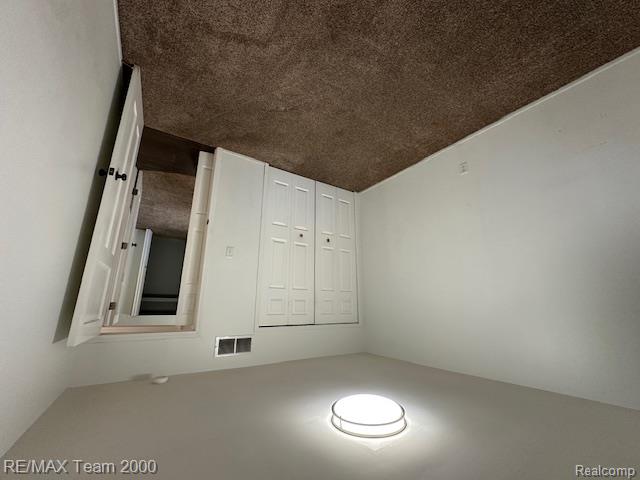 8768 Whitehorn Street, Romulus, MI 48174 — Photo 12