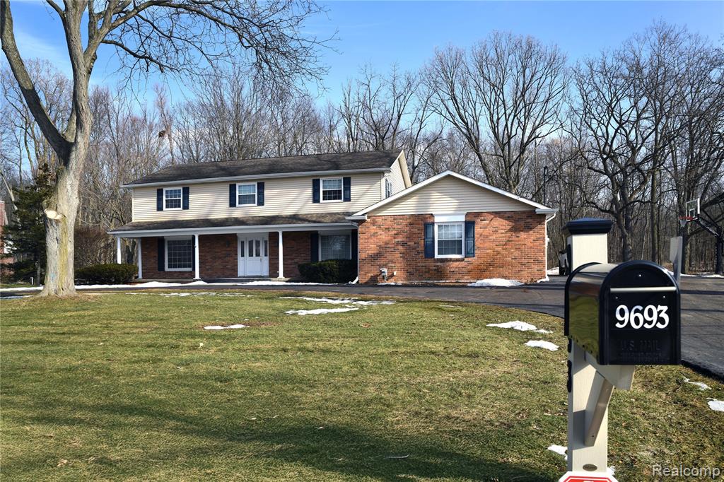 9693 BURNING TREE Drive, Grand Blanc, MI 48439 — Photo 59
