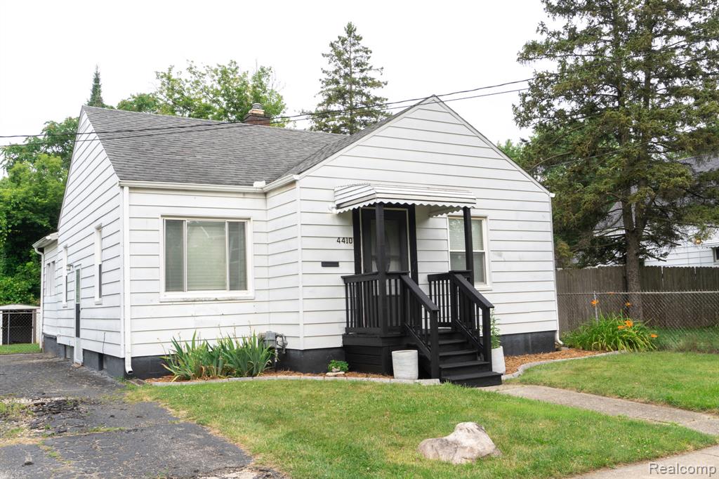 4410 Brunswick Avenue, Flint, MI 48507 — Photo 4