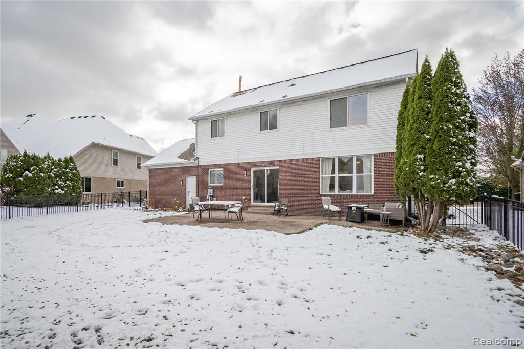 48850 Village Drive, Macomb, MI 48044 — Photo 40