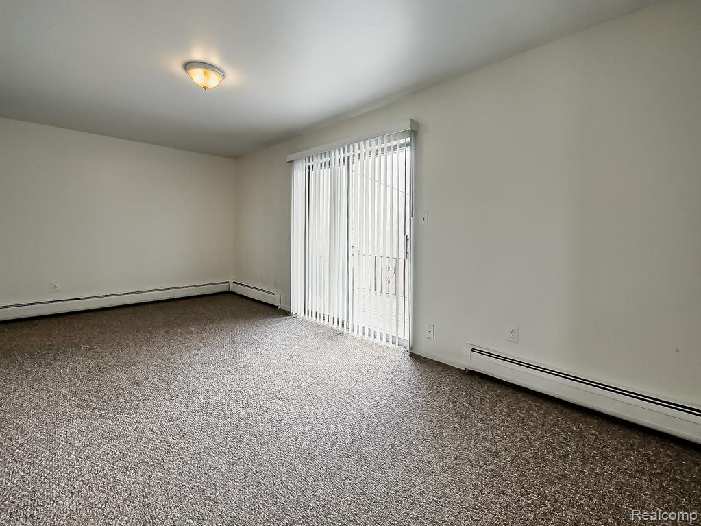 151 Huronview Court, White Lake, MI — Photo 2