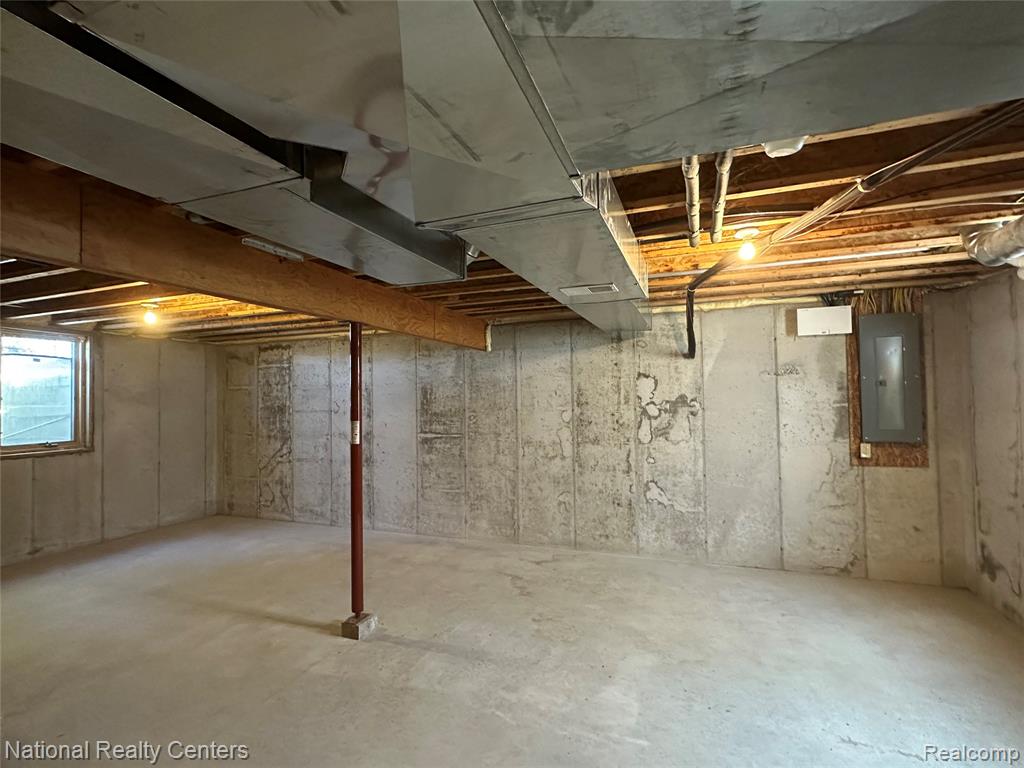 1390 N US 23, East Tawas, MI 48730 — Photo 29