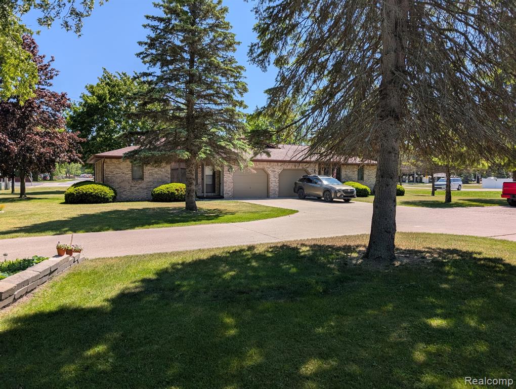 600 Thomas Street, Hemlock, MI 48626 — Photo 3