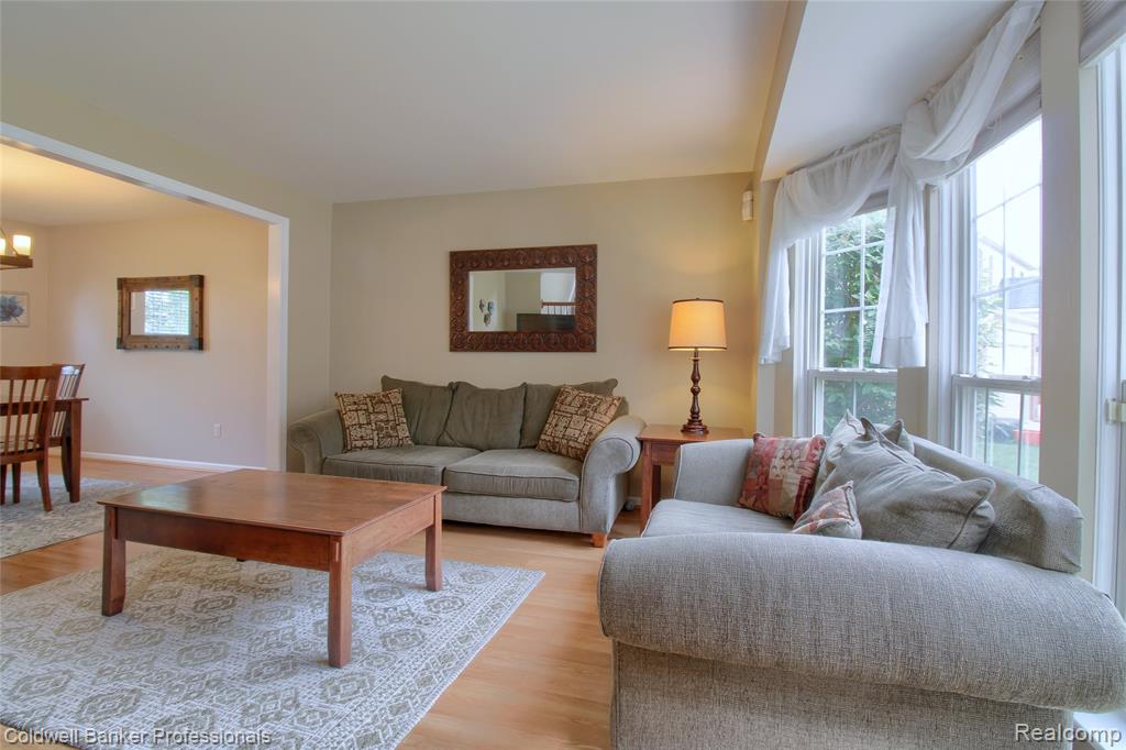 44516 Bramblewood Court, Belleville, MI 48111 — Photo 6