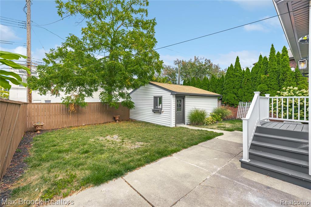 967 Ann Street, Birmingham, MI 48009 — Photo 47