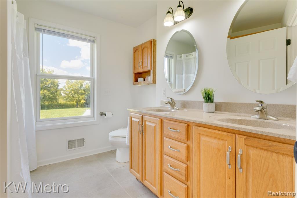 7172 E FARRAND Road, Millington, MI 48746 — Photo 10