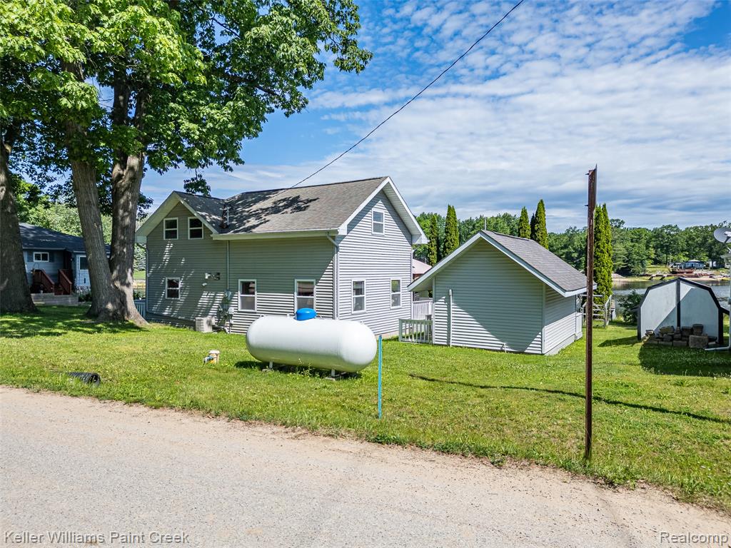 1379 Sioux Street, Gladwin, MI 48624 — Photo 71