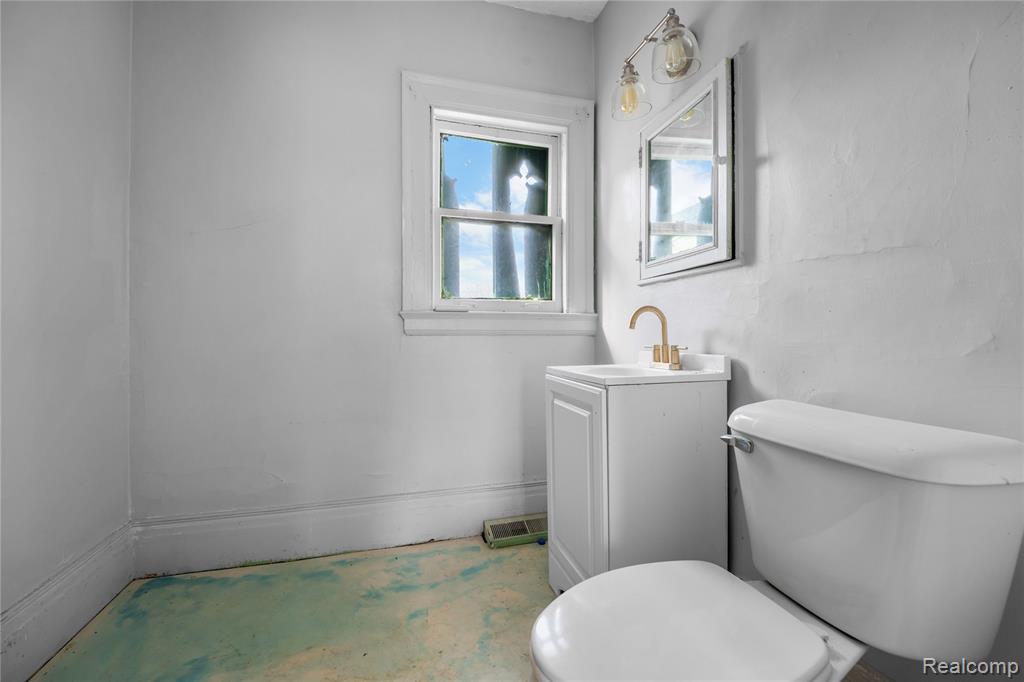 628 Taylor Street, Detroit, MI 48202 — Photo 13