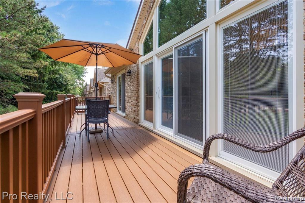 45317 Stonehedge Drive, Plymouth, MI 48170 — Photo 26