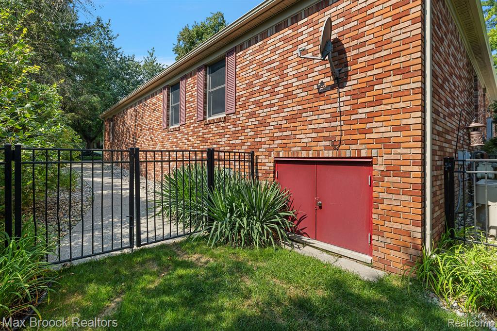 4747 Keithdale Lane, Bloomfield Hills, MI 48302 — Photo 36