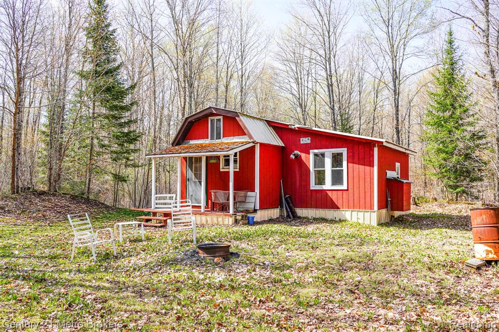 21821 Krenkel, Newberry, MI 49868 — Photo 14