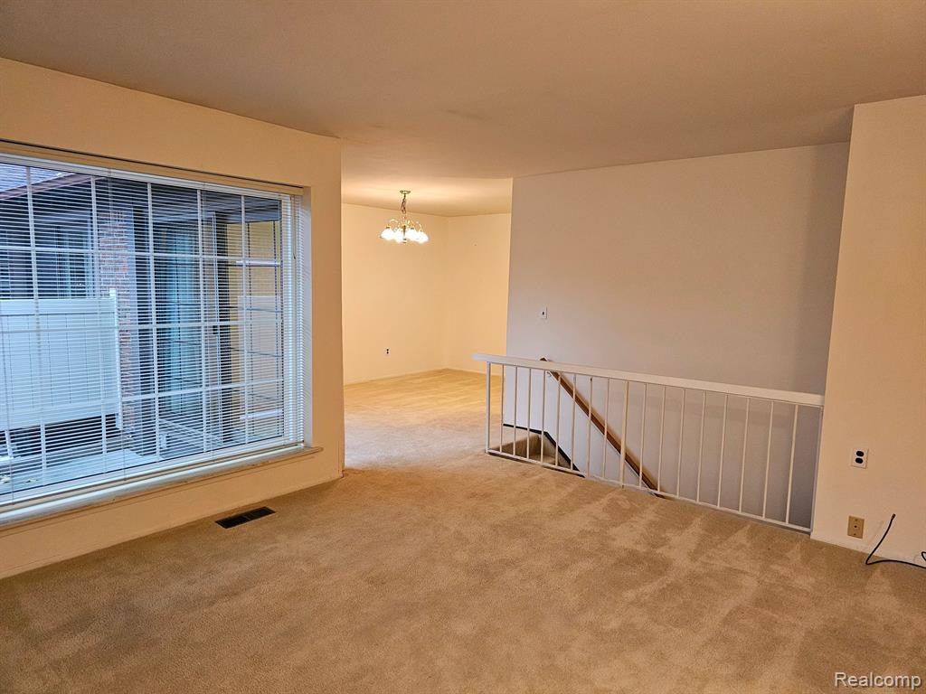 40818 NEWPORT, 180, Plymouth, MI 48170 — Photo 3
