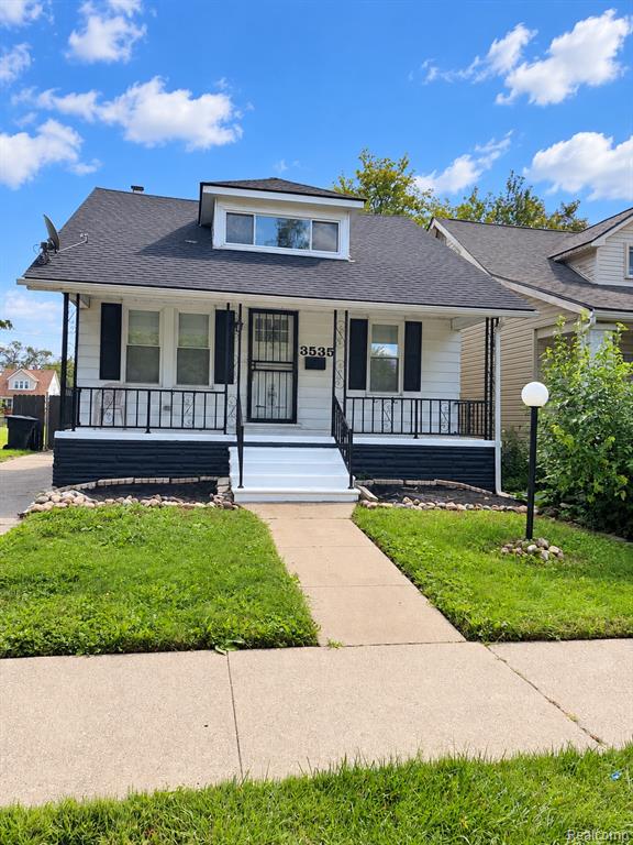 3535 S Liddesdale Street, Detroit, MI 48217