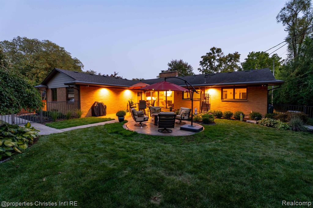 19418 Warwick Street, Beverly Hills, MI 48025 — Photo 78