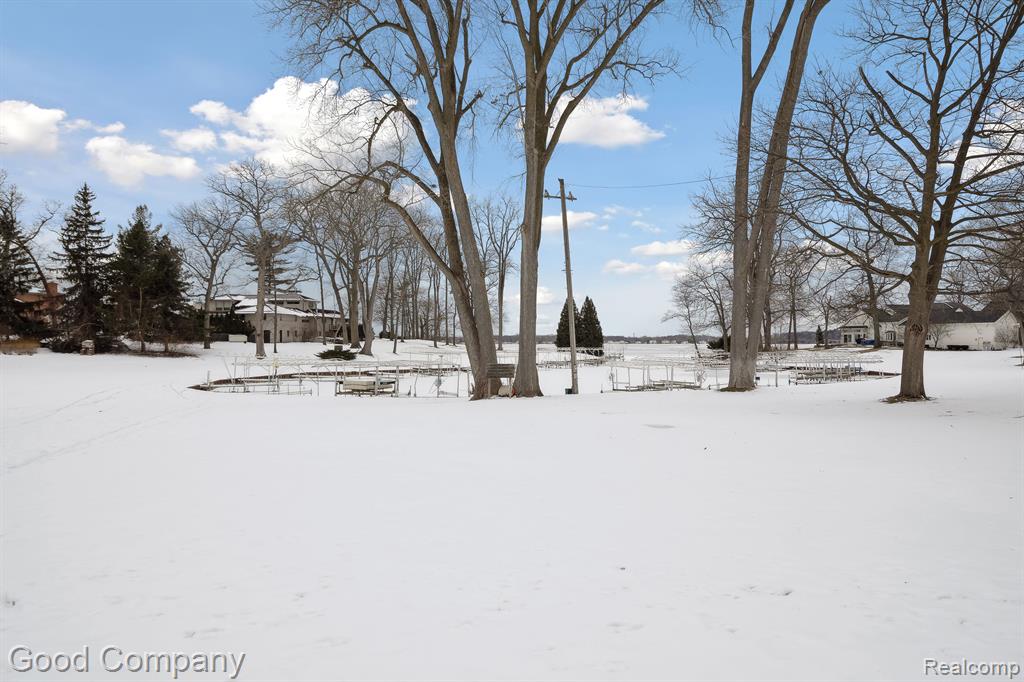 3370 INDIANDALE Drive, Orchard Lake Village, MI 48324 — Photo 52